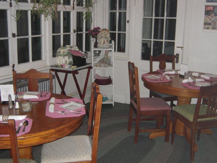Brookview Manor Inn Canadensis Exterior foto