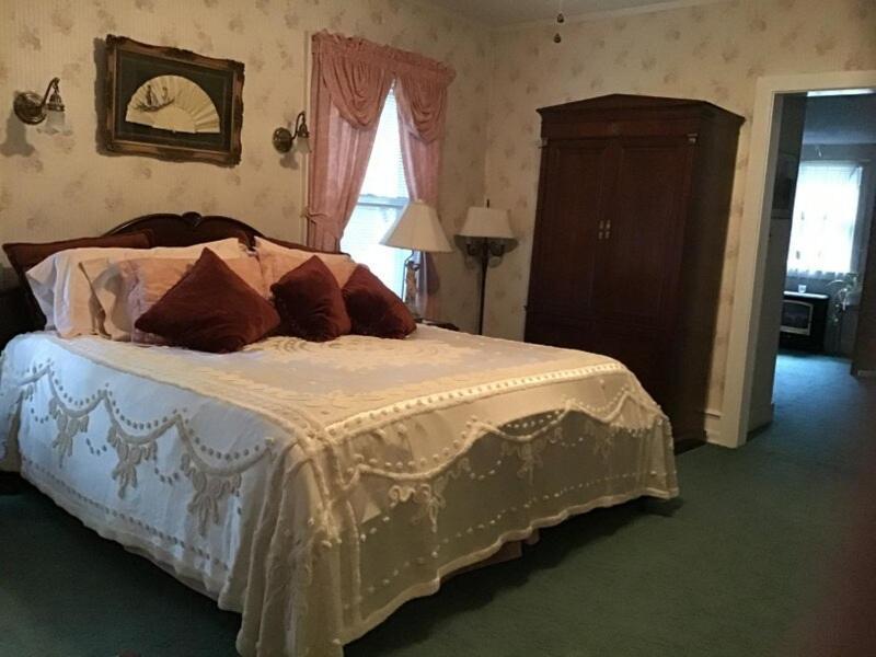 Brookview Manor Inn Canadensis Exterior foto