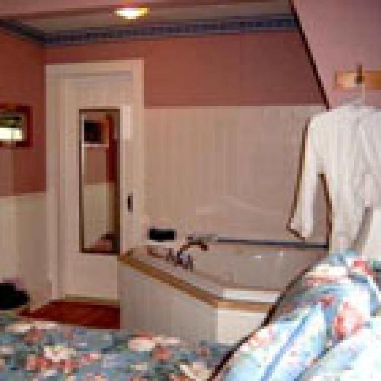 Brookview Manor Inn Canadensis Exterior foto