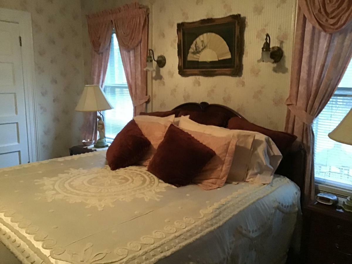 Brookview Manor Inn Canadensis Exterior foto